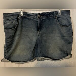 Size 22 Lane Bryant Rolled Cuff Denim Jean Shorts